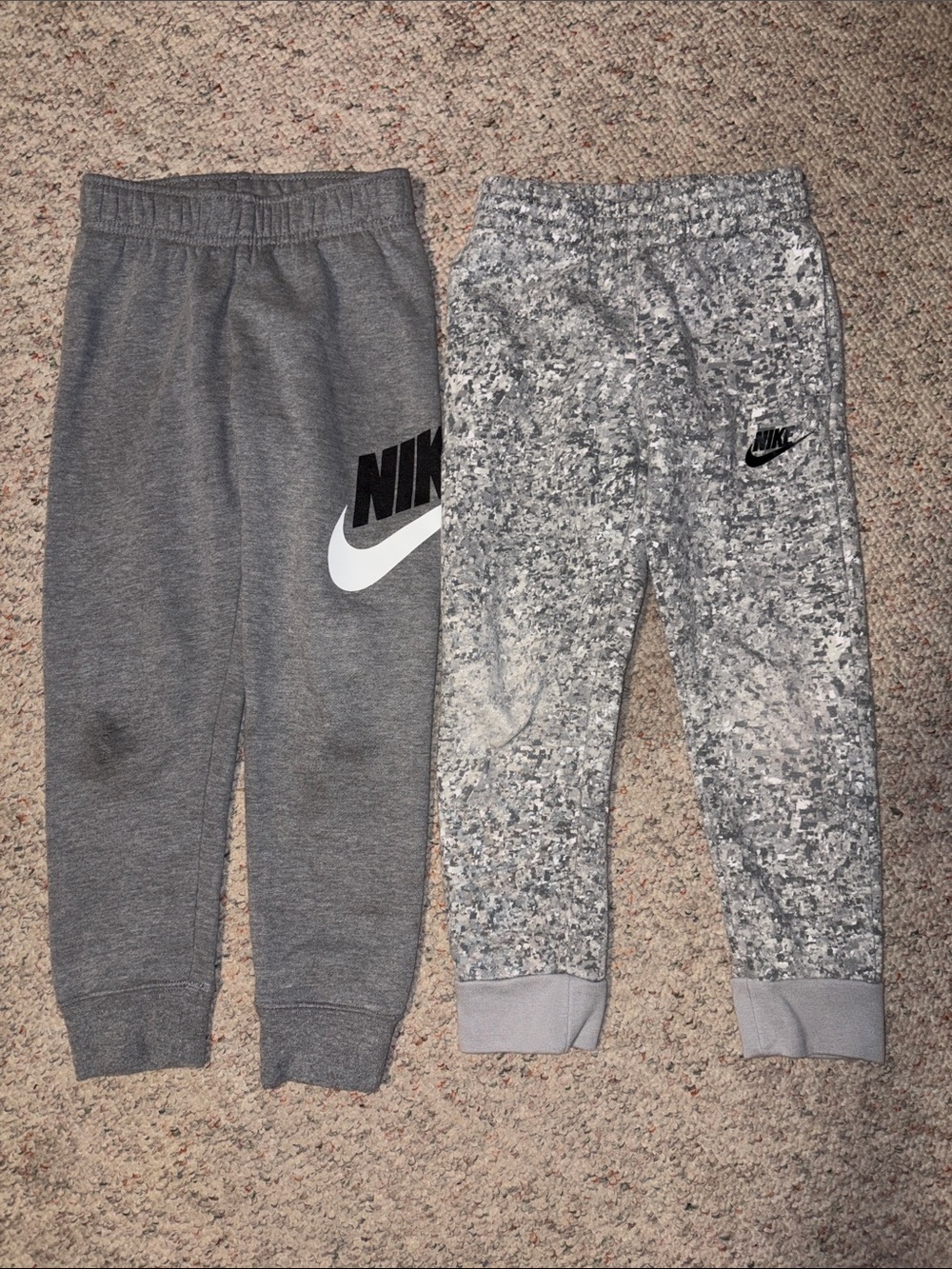Nike Kids Grey Logo Sweatpants Duo - Heather & Pixel Print